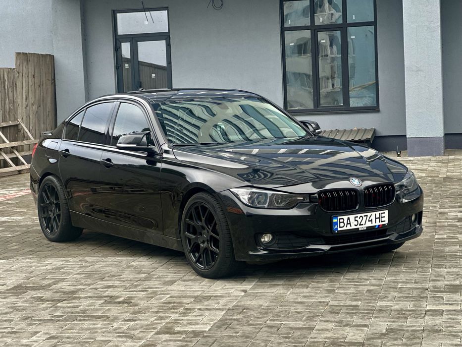 В продажі BMW 3 Series