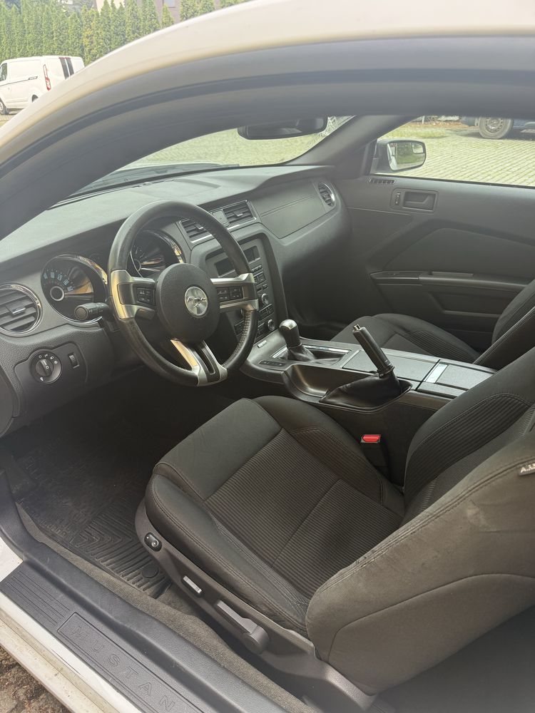 Ford Mustang 2014 3,6 V6 63 tys km !!!