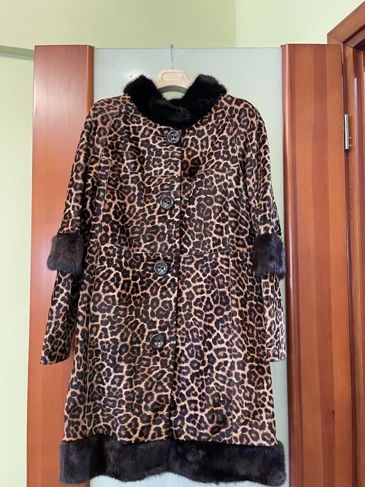 Продам Пальто стиль «Шанель»! 4800 грн! Торт уместен!