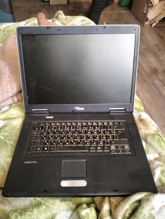 Fujitsu Siemens Amilo Pro v2085