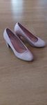 Buty eleganckie na słupku idealne na wesele imprezę