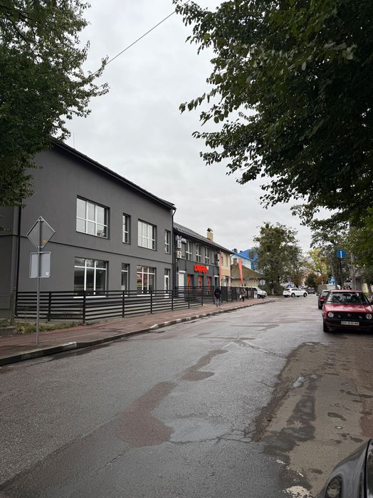 О Р Е Н Д А комерційого приміщення в центрі міста