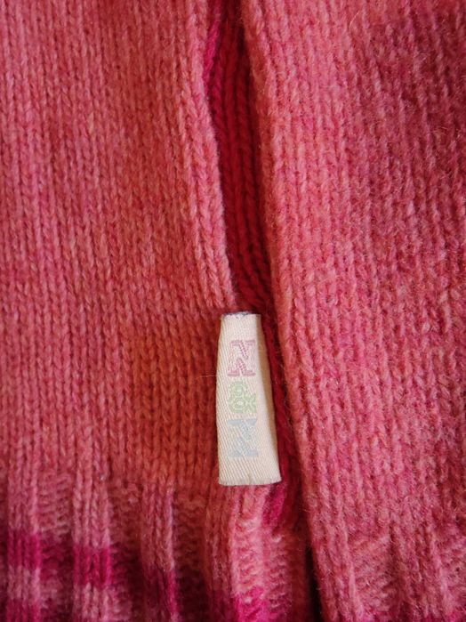 Camisola em lã com flocos de neve
Camisola em lã com flocos de neve