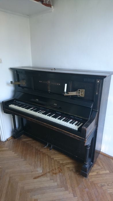 Joh Kuhse pianino