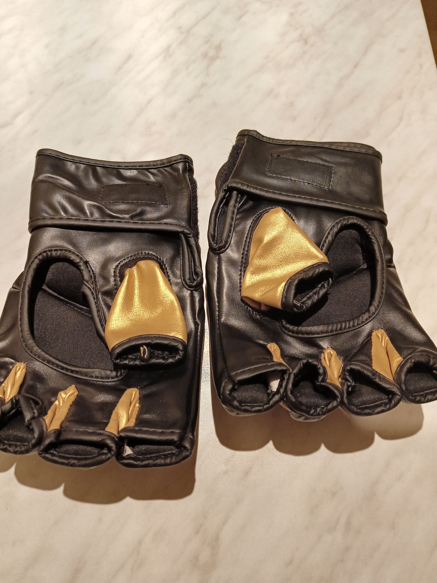 Rekawice do MMA Nowe