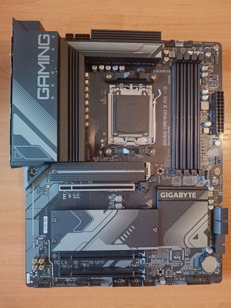 Gigabyte B650 Gaming X AX V2 AM5


Gigabyte B650 GAMING X AX V2


Giga