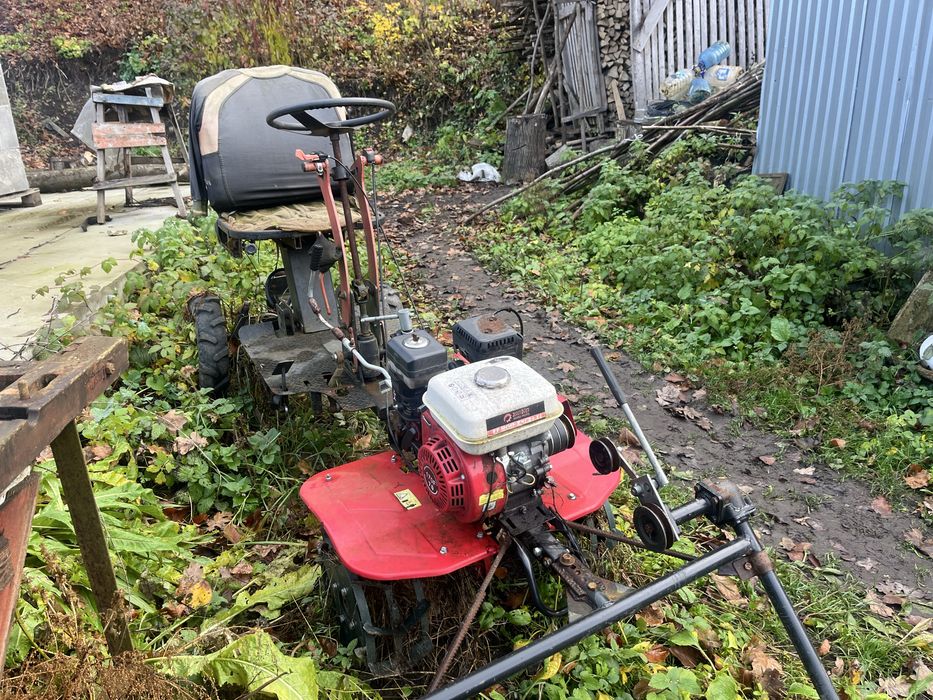 Мотоблок з адаптором з задними поворотними колесами