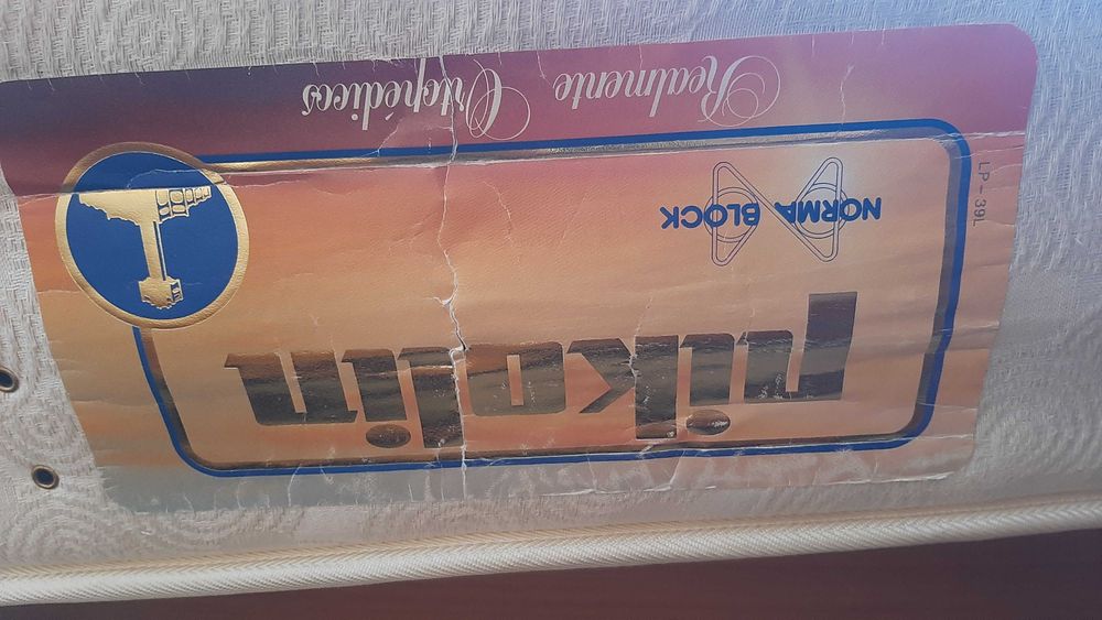 Cama individual pinho maciço