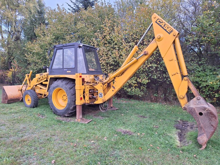 Koparko-ładowarka Case 580f