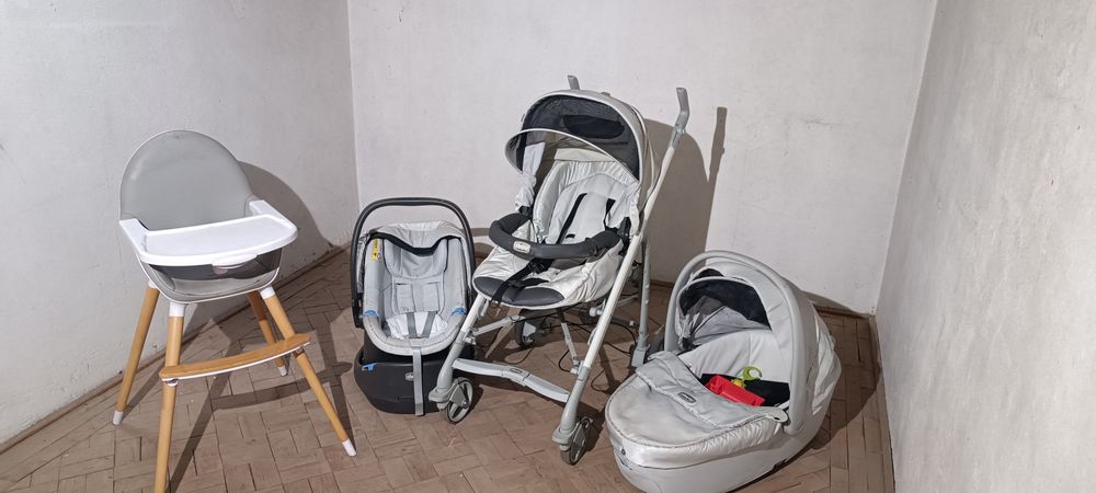 Trio Chico e cadeira de refeição