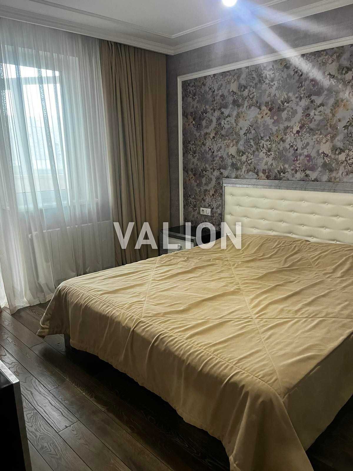 Продаж 3к квартири, вул. Деміївська 13, ЖК Soho Residence