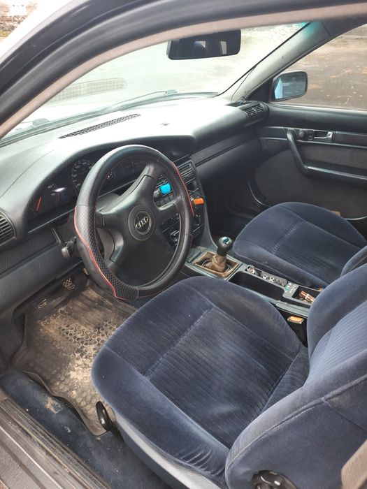 Продам Ауді 100 с4  2.0аае 1993