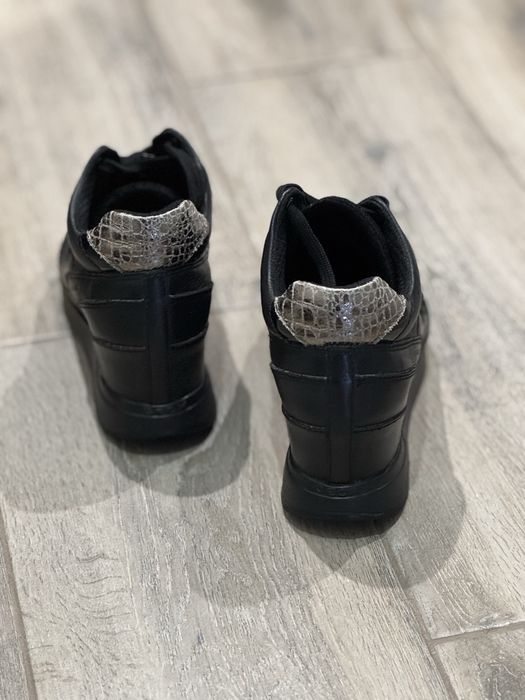 Снікерси Geox 37 р.