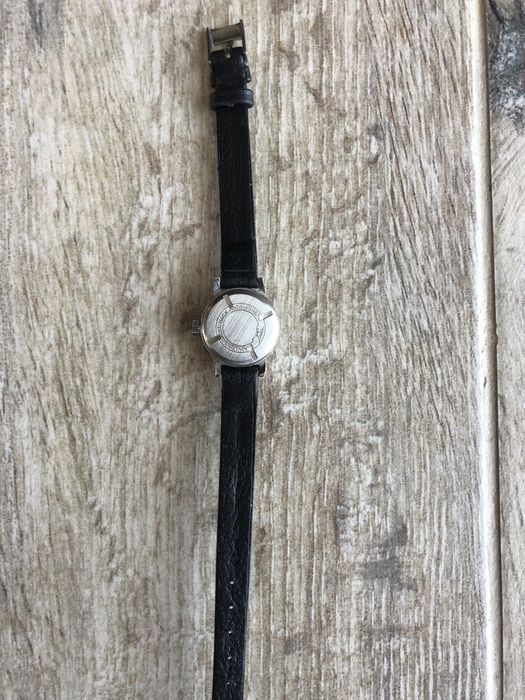 Zabytkowy zegarek damski marki Mira Vintage