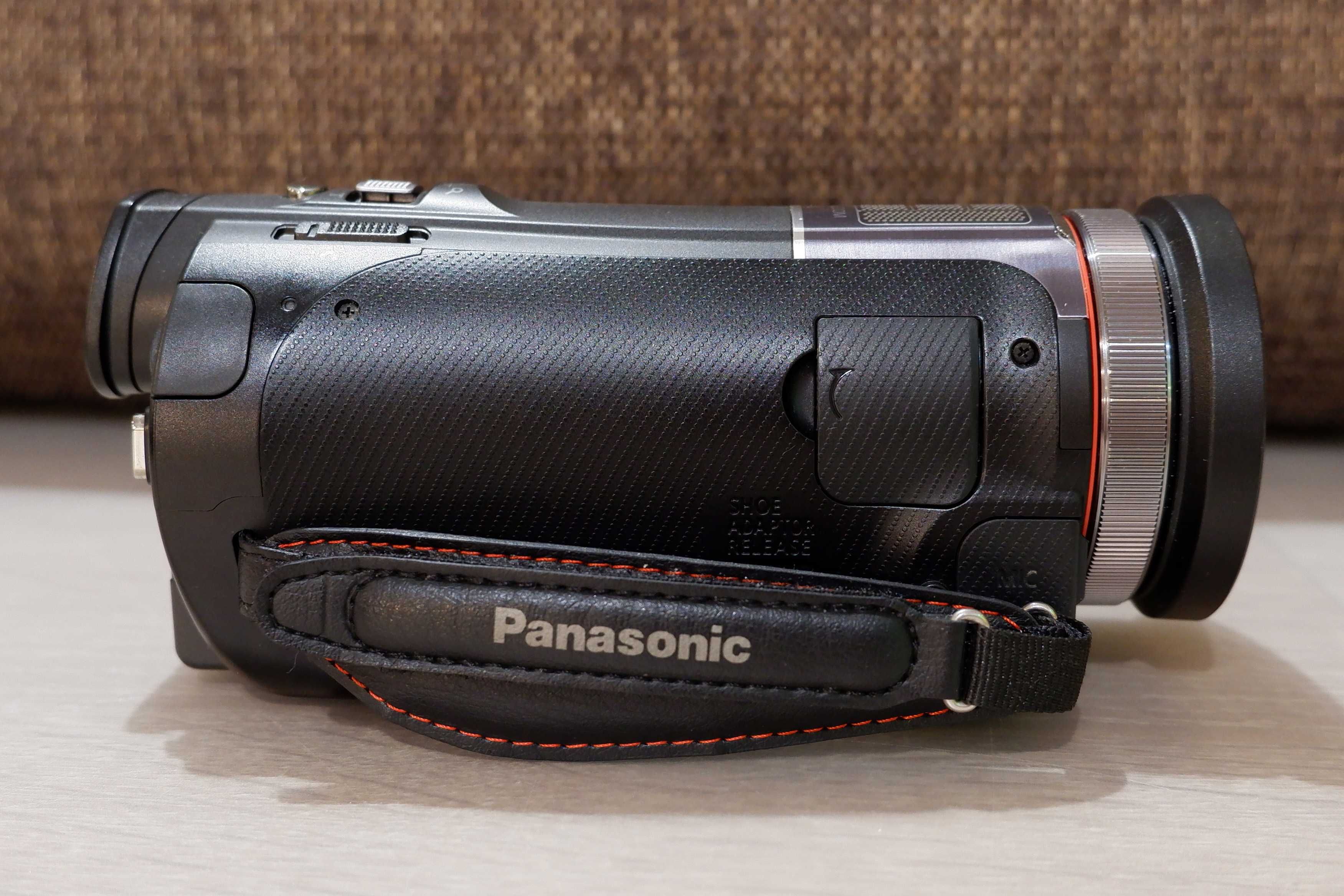 Kamera Panasonic HC-X900 3xMOS FullHD 1080p stan idealny 2 akumulatory
