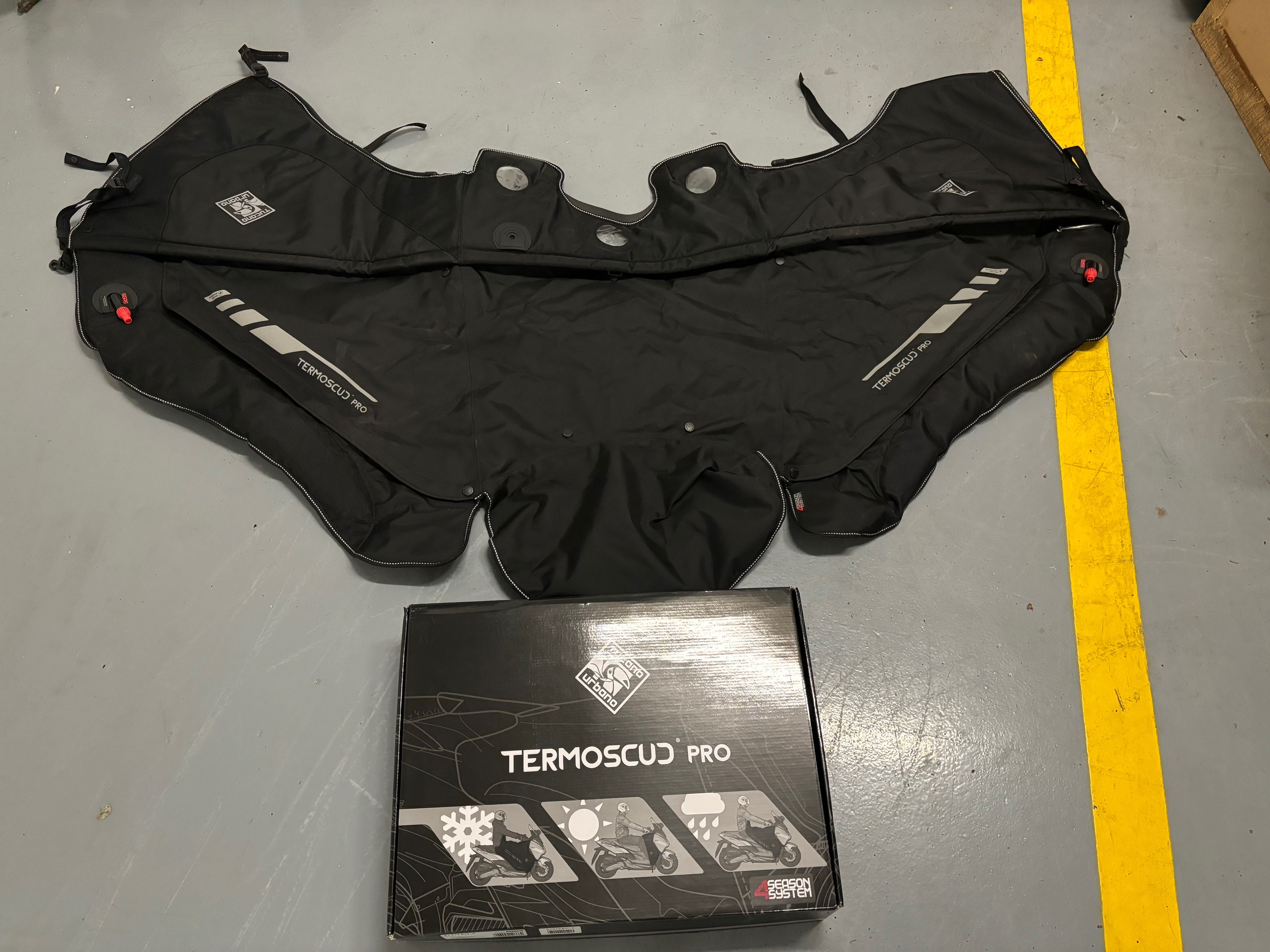 Protecção de pernas para BMW C400GT