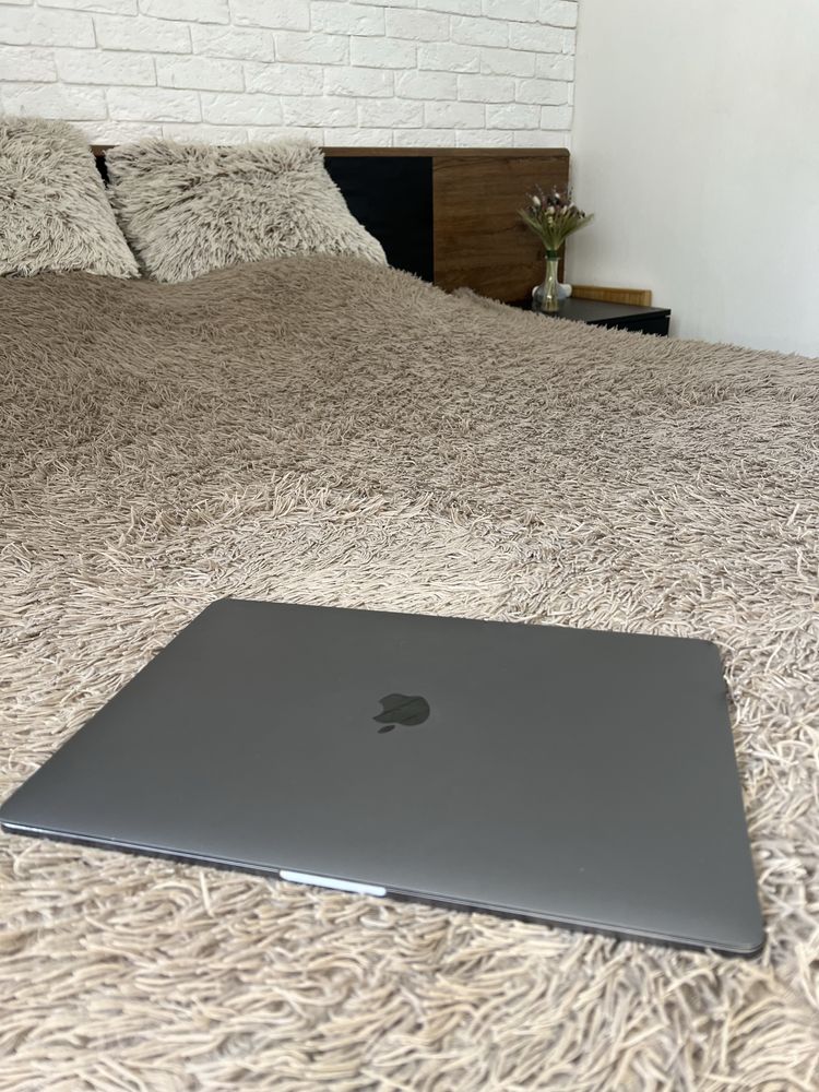Macbook 15 Pro 2018