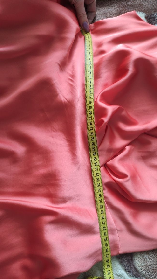 Нарядное женское коктельное платье атласное персиковое  54 р