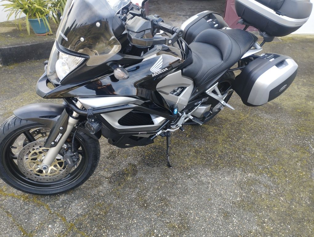 Honda vfr 800x crossrunner