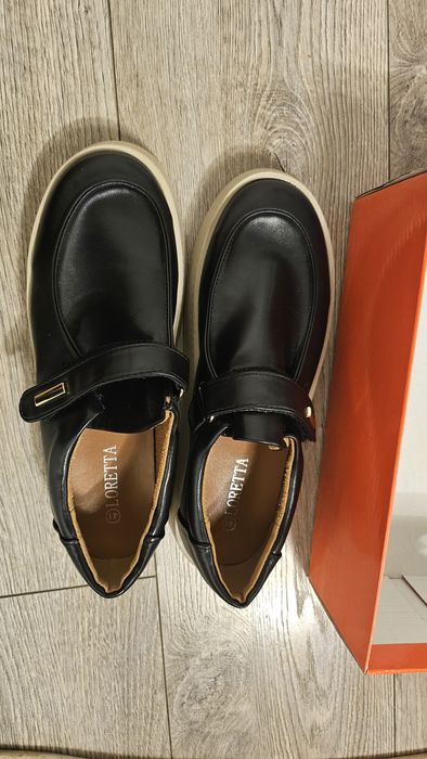 Продам чудові мокасіни лофери сліпони туфлі!!!р.41 на ножку 26-26.5см