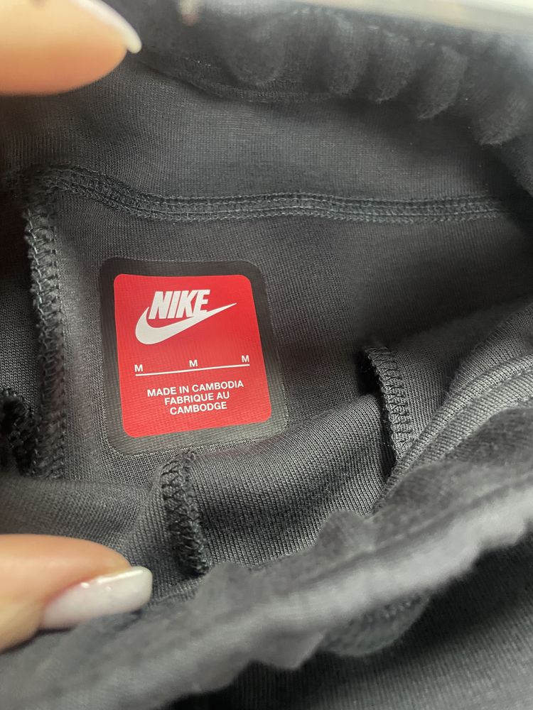 Костюм Nike  Tech Fleece FB7921-010 FB8002-010 Оригінал