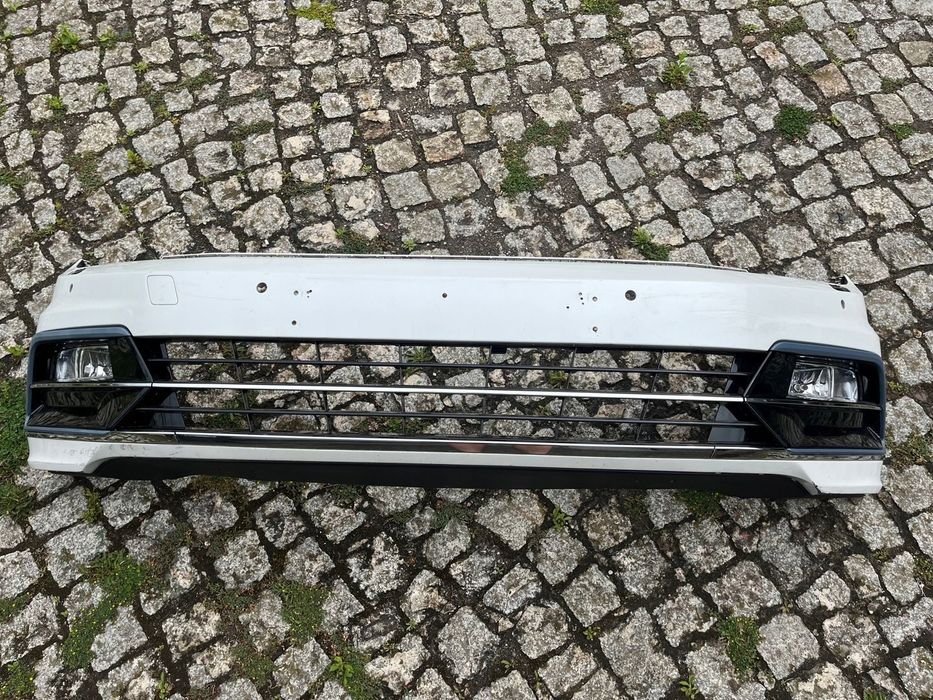 VW PASSAT B8 3G0 PRZED LIFT ZDERZAK PRZÓD PRZEDNI 2014- R-LINE