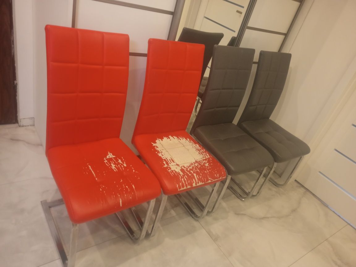 Krzesła 2 szt. czerwone,, używane