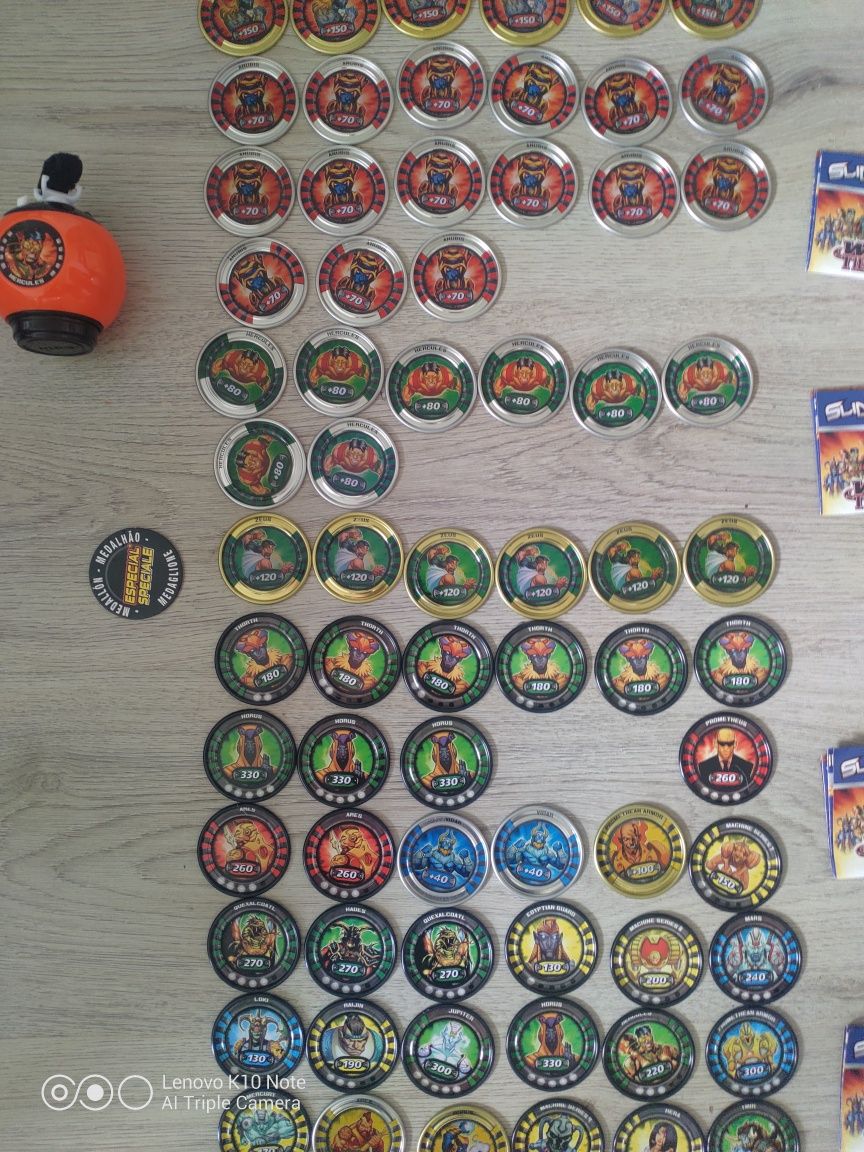 TAZOS metal Slingers War Titans Medallion