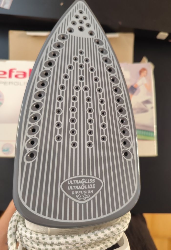 Ferro de engomar Tefal