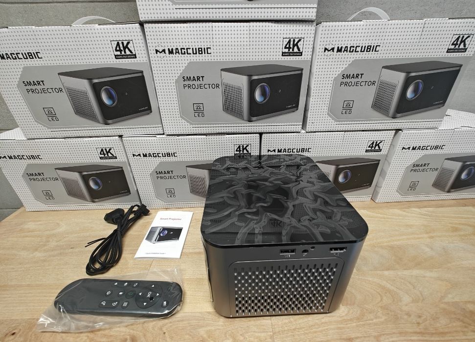 Projetor Android 9500 lumens + 1080P NATIVA + Focus eletrônico + Keyst