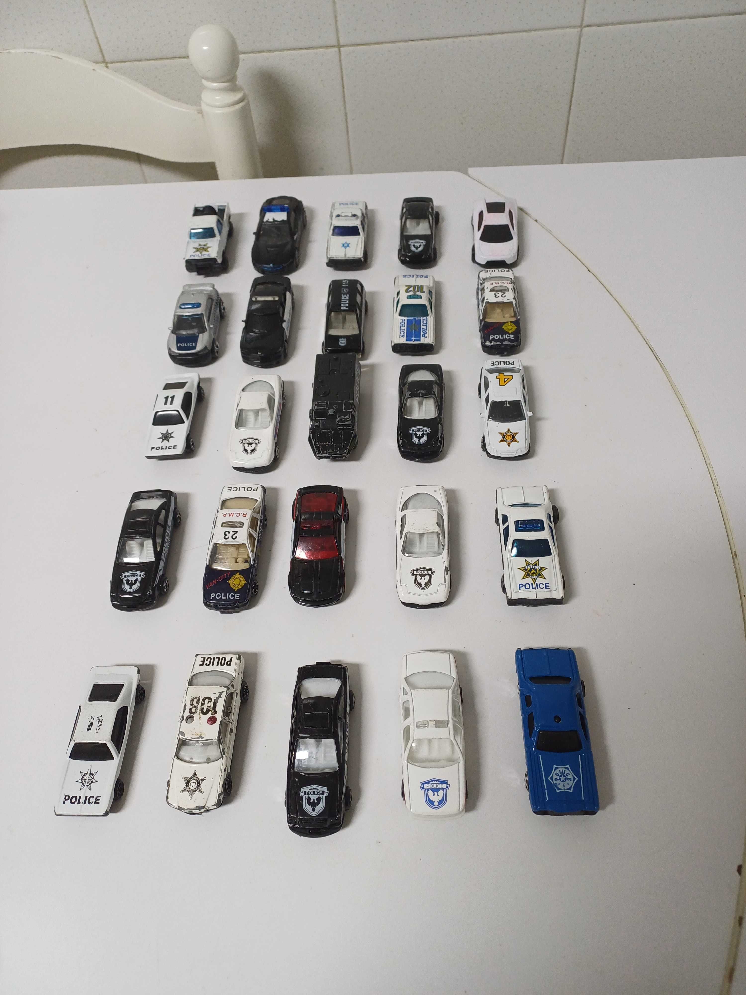 Carros da policia 25 unidades