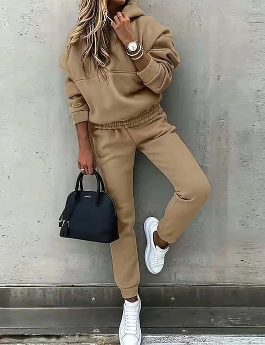 Komplet dresowy damski ocieplany rozmiar 46