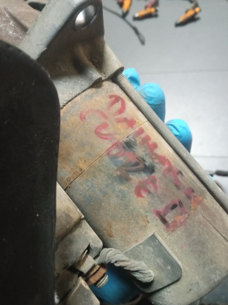 Daihatsu cuore II alternator rozrusznik lampy lusterka cewki wtryski