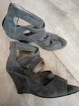 Buty damskie . .