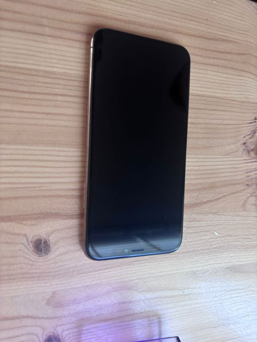 iPhone XS 64GB w stanie idealnym złoty