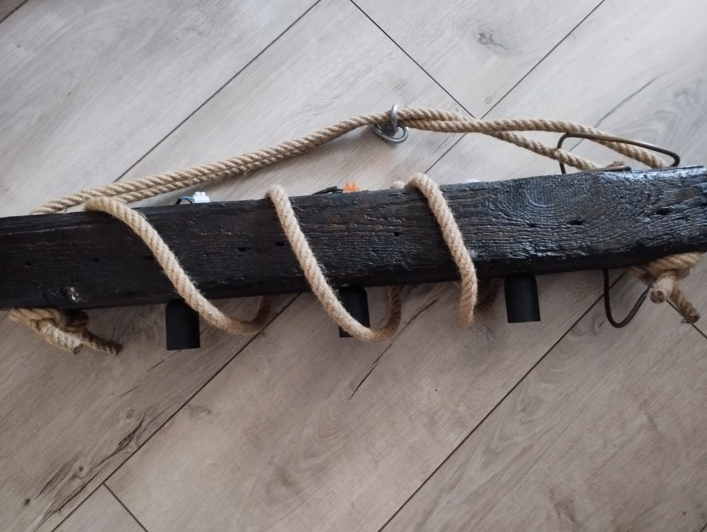 Ręcznie robiona lampa z drewna ,loftowa