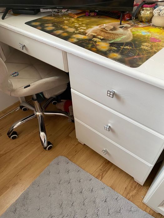 Szafa biała drewniana pokój dziecięcy,sypialnia itp,regał i biurko