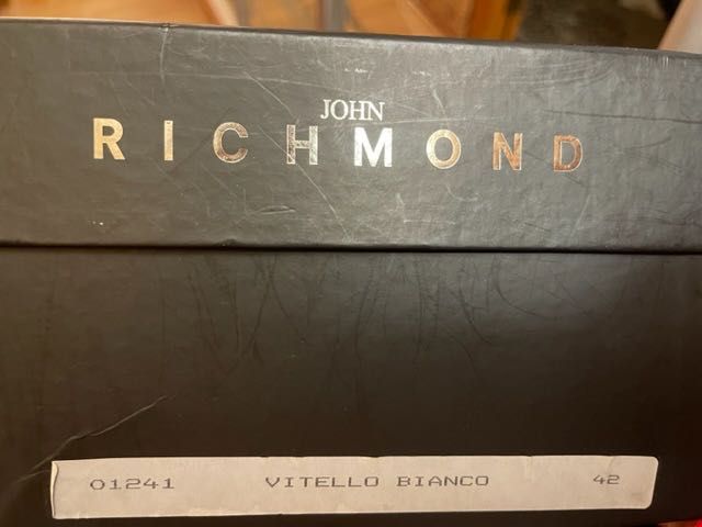 John Richmond luxury Italy кросівки шкіряні 42-43 розмір