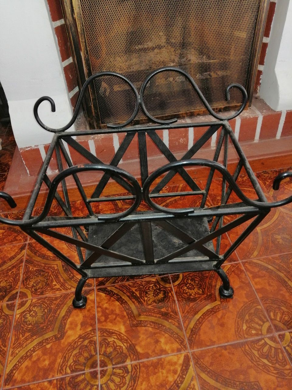 Porta lenha em ferro