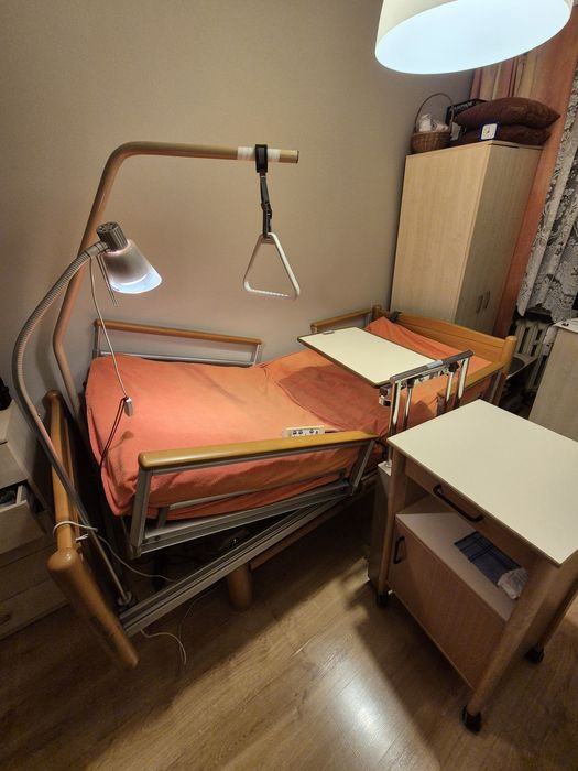 Niemieckie łóżko rehabilitacyjne, dla seniora, elektryczne PREMIUM