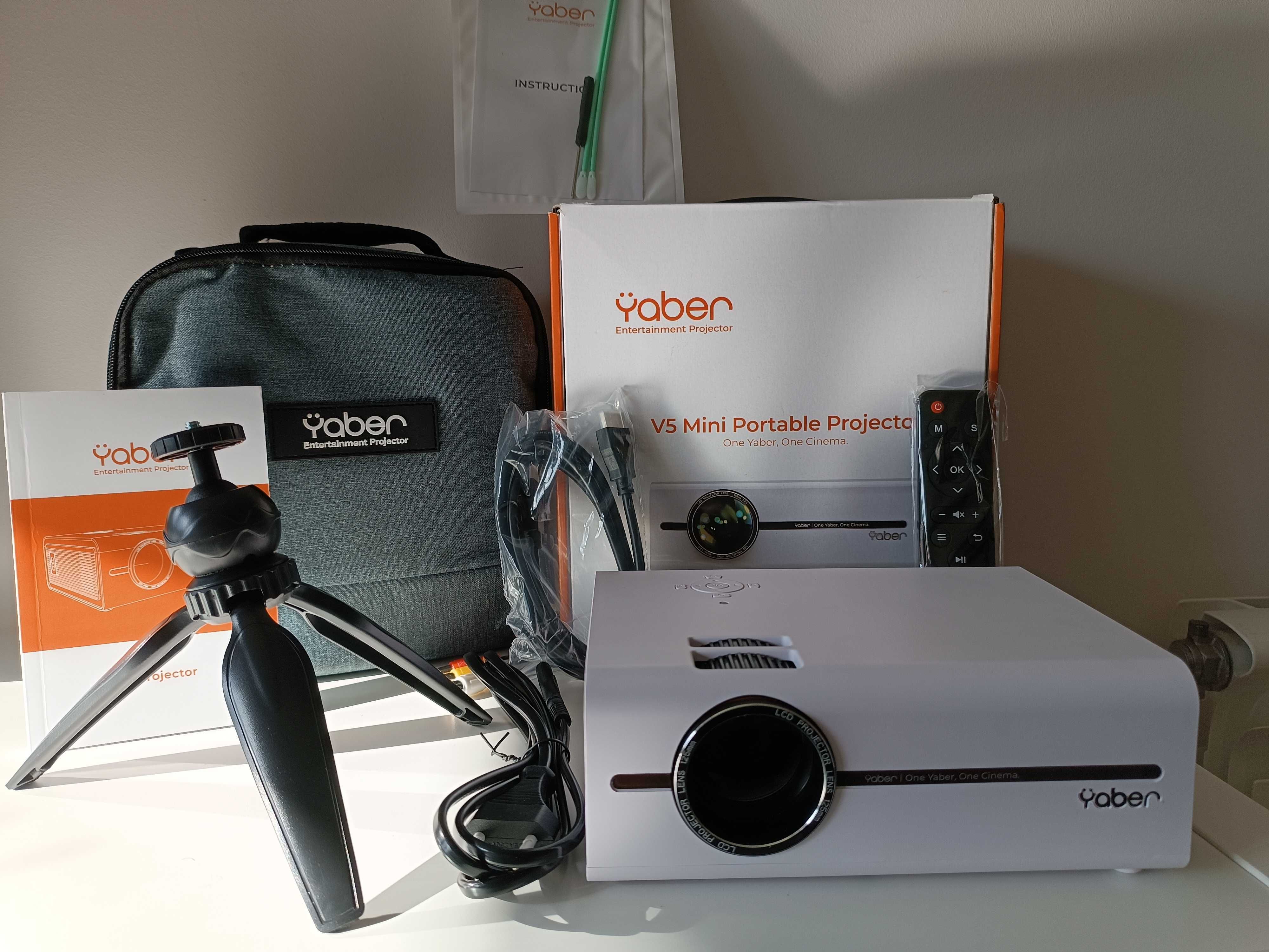 Projetor Yaber 5G / WiFi / 7200 LM / 1080p / Tripé+Bolsa (NOVO)
