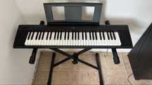 Piano Yamaha Piaggero NP-12