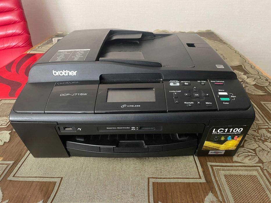 Drukarka wielofunkcyjna atramentowa (kolor) Brother DCP-J715W