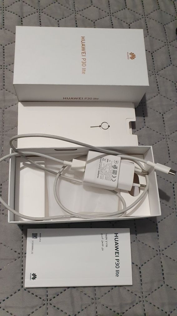 Huawei p30lite niebieski + karta pamięci 32 gb