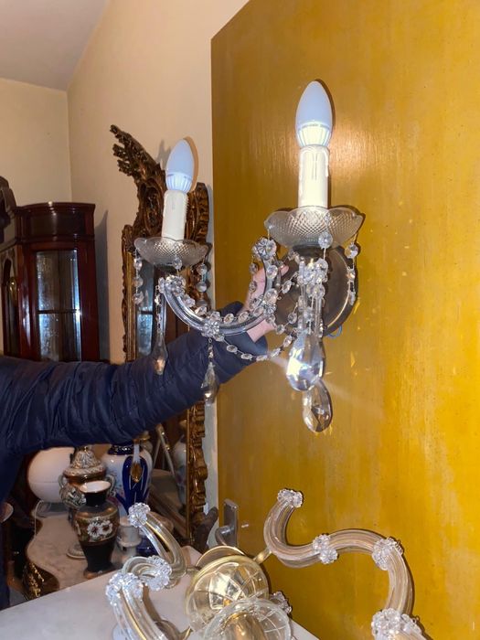 Dois candeeiros em cristal, um de teto e outro aplique de parede