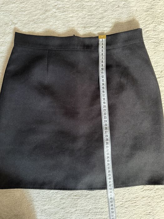 Чорна спідниця з шортами