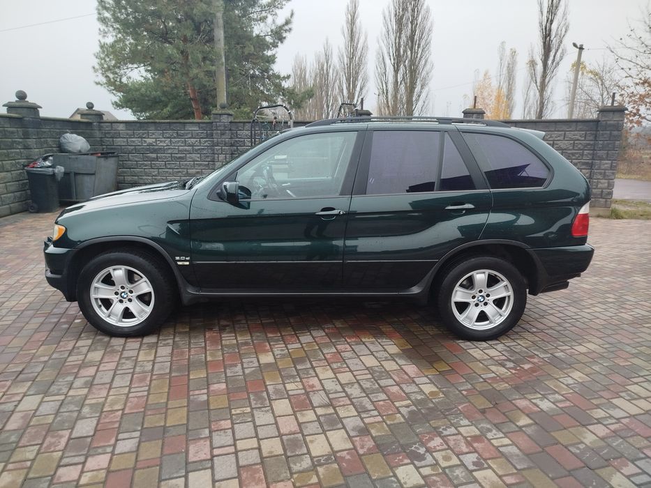 Продам BMW X5  E53