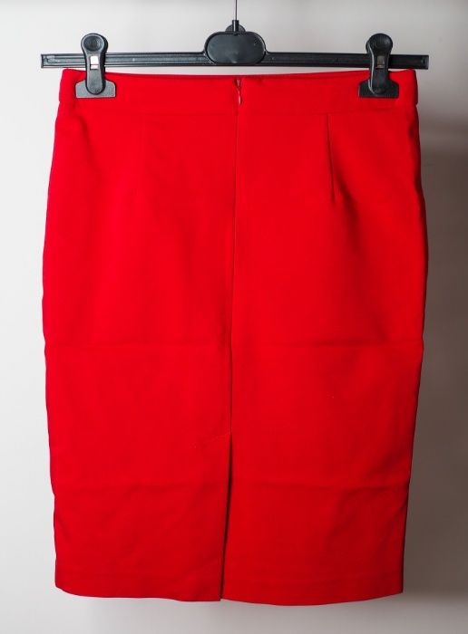 Spódniczka czerwona spódnica Rozmiar 34 - XS