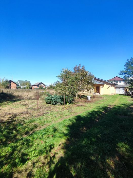 Продаж поруч з Франківськом житлового будинку 150 м2 та землі 39 сот