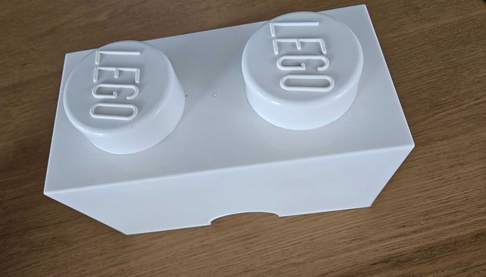 Lego pudełko. Biały. 4002